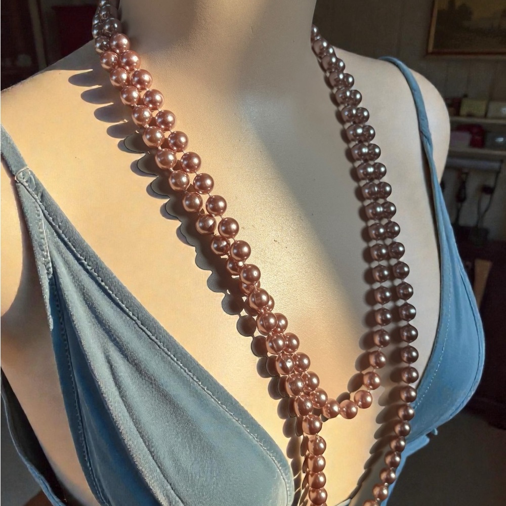 Classic Pale Violet 29” End to End Faux Pearl Necklace